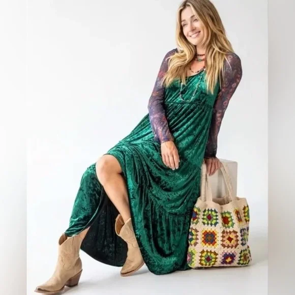 Natural Life Karlie Velvet Maxi Dress - Picture 2 of 6